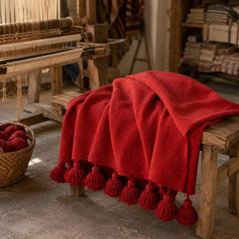 Berber Red Tassel bedspread detail, handwoven Moroccan cotton, photo 3