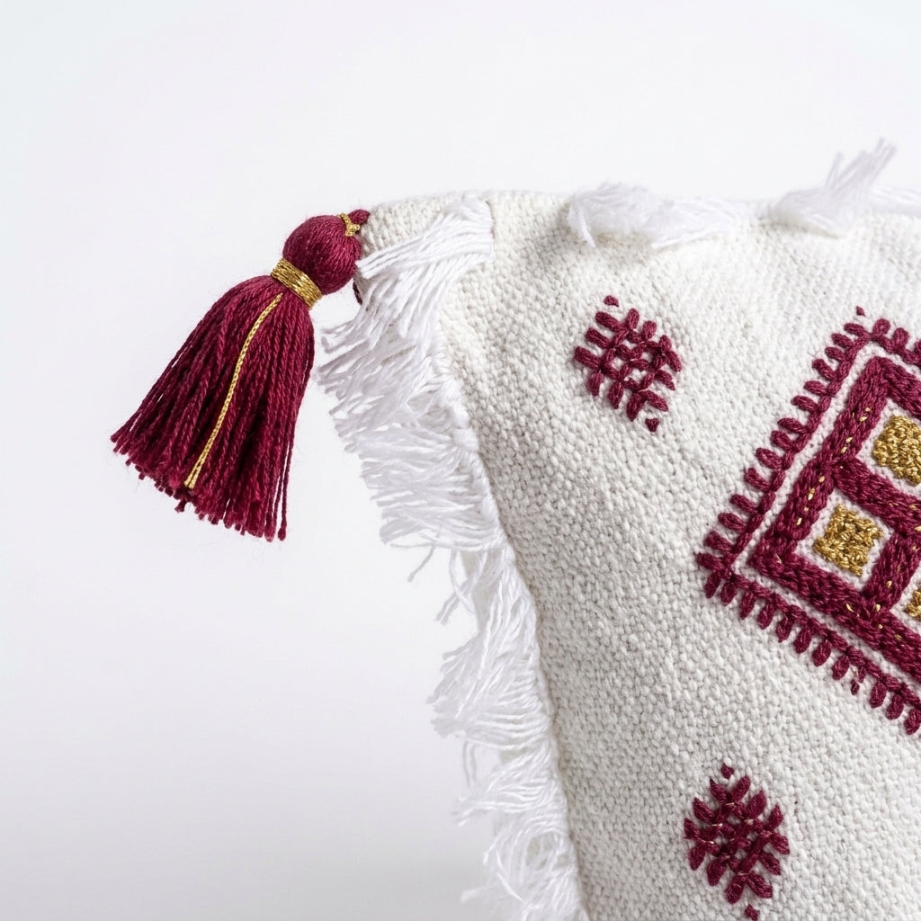 Berry Diamond Moroccan pillow cover, detail photo 5