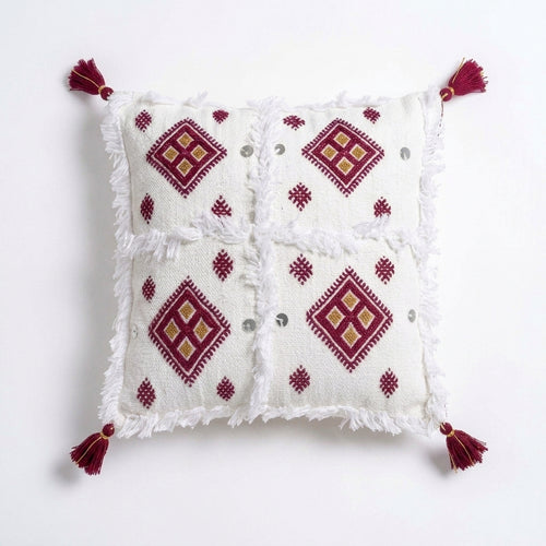 Berry Diamond Moroccan pillow cover 45x45 cm, studio photo