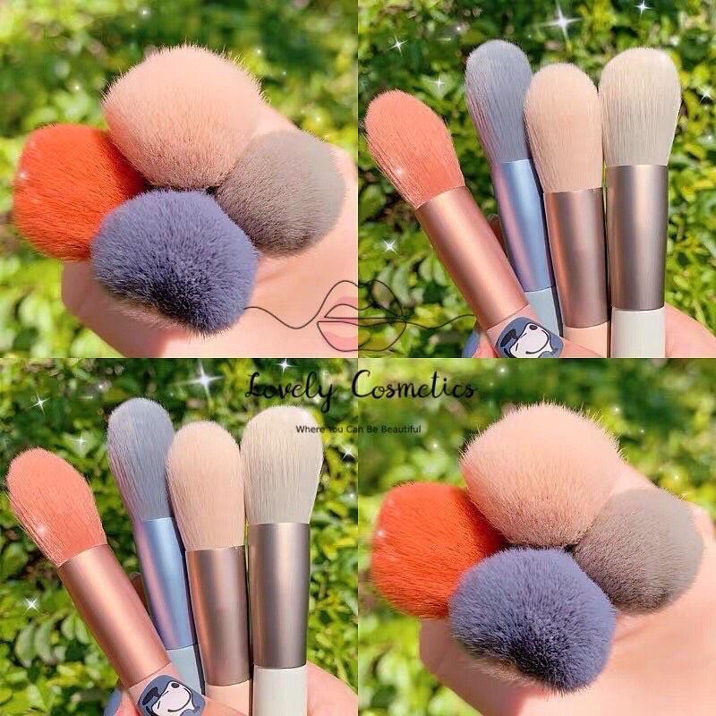 7 Pcs branded make up brush set