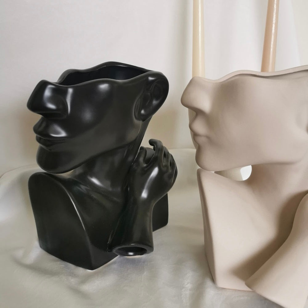 Abstract Face Flower Vase – Modern Art Sculpture