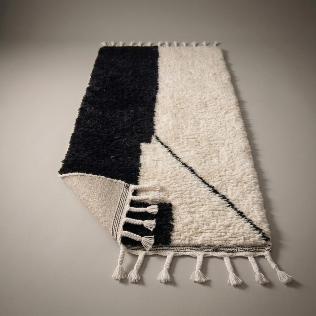 Clay Path Moroccan Runner Rug - handwoven Berber wool detail