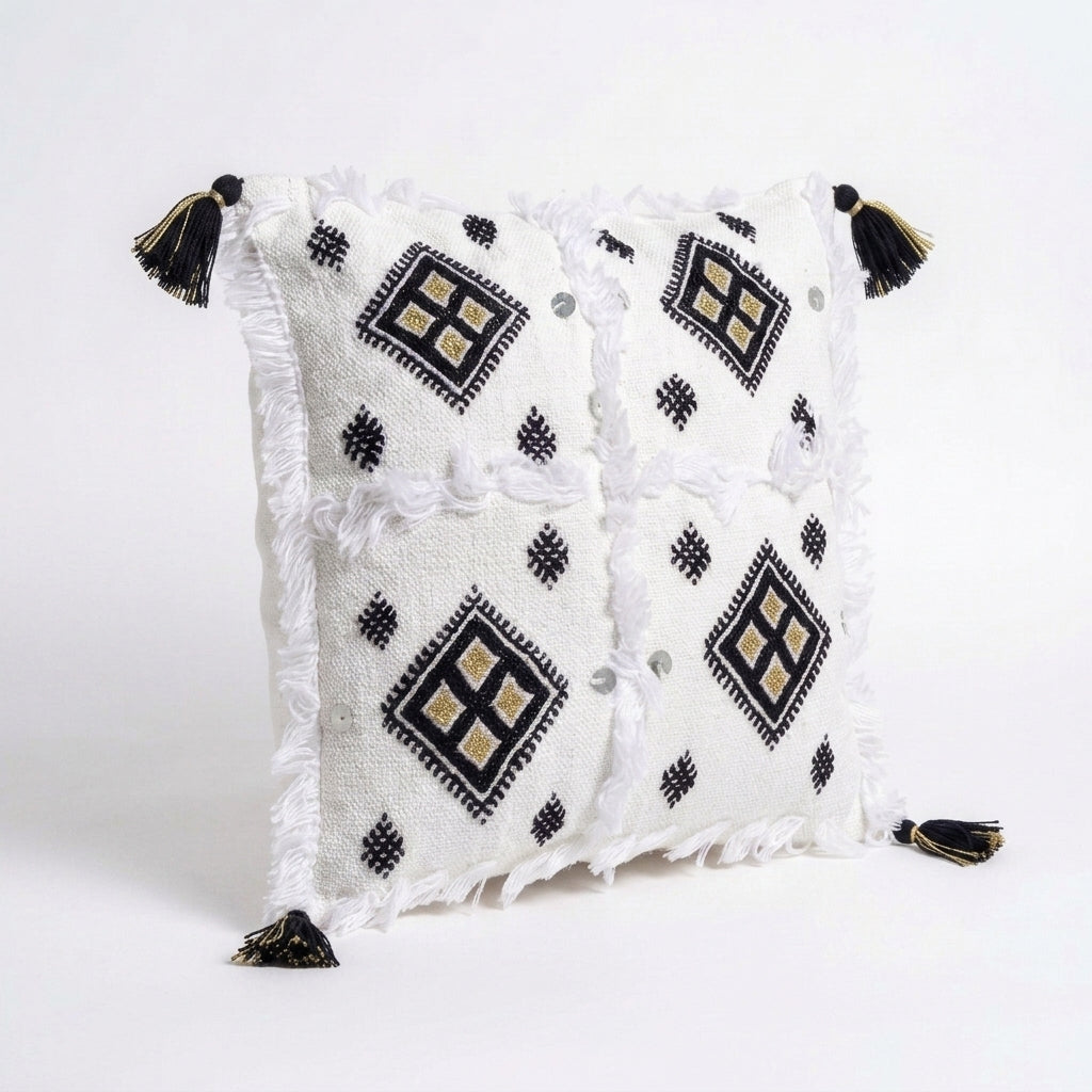 Black and Gold Moroccan pillow cover, detail photo 3