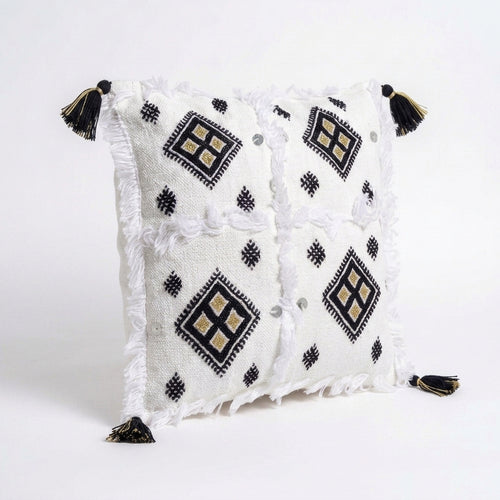 Black and Gold Moroccan pillow cover, detail photo 3
