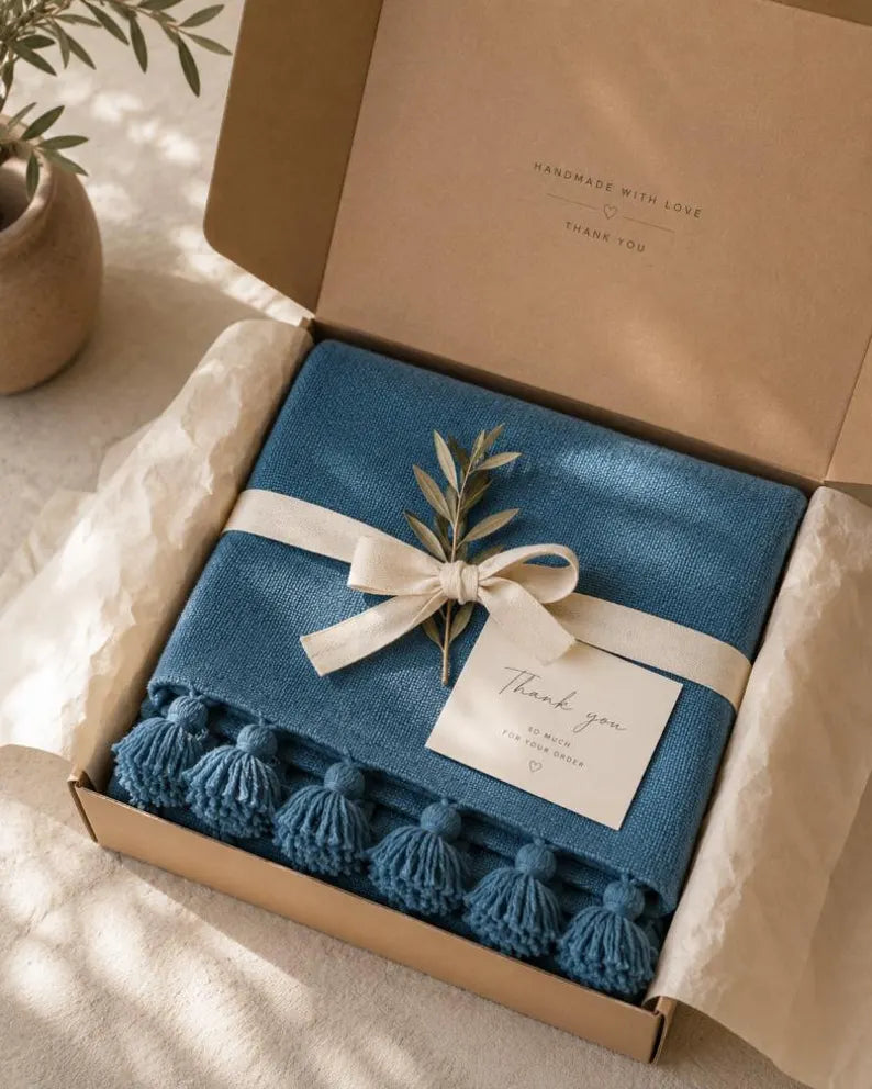 Atlas Teal Tassel bedspread detail, handwoven Moroccan cotton, photo 4