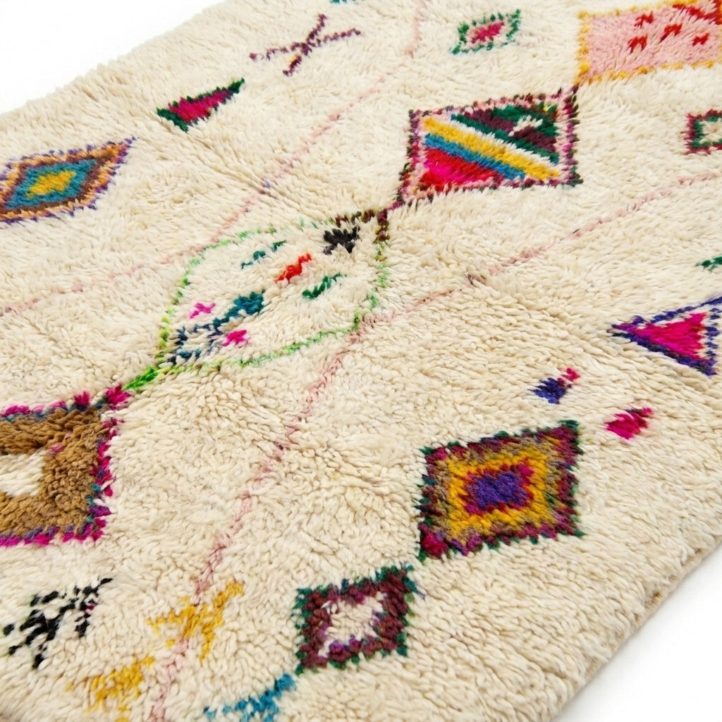Neon Diamonds Azilal rug — wool pile texture close-up