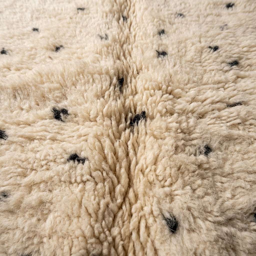 Zellige Path Moroccan Runner Rug - handwoven Berber wool detail